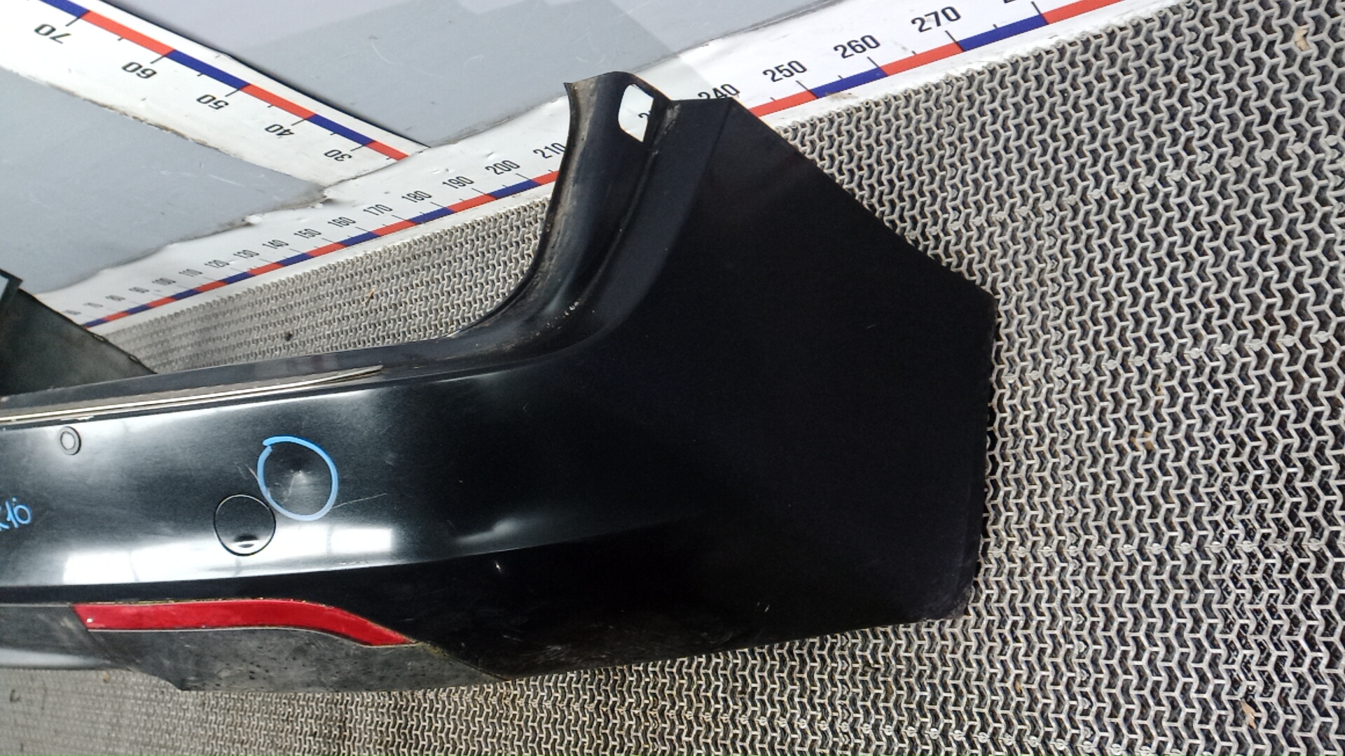 Бампер задний