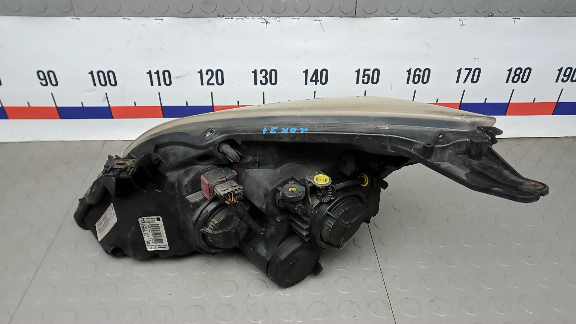 Фара правая