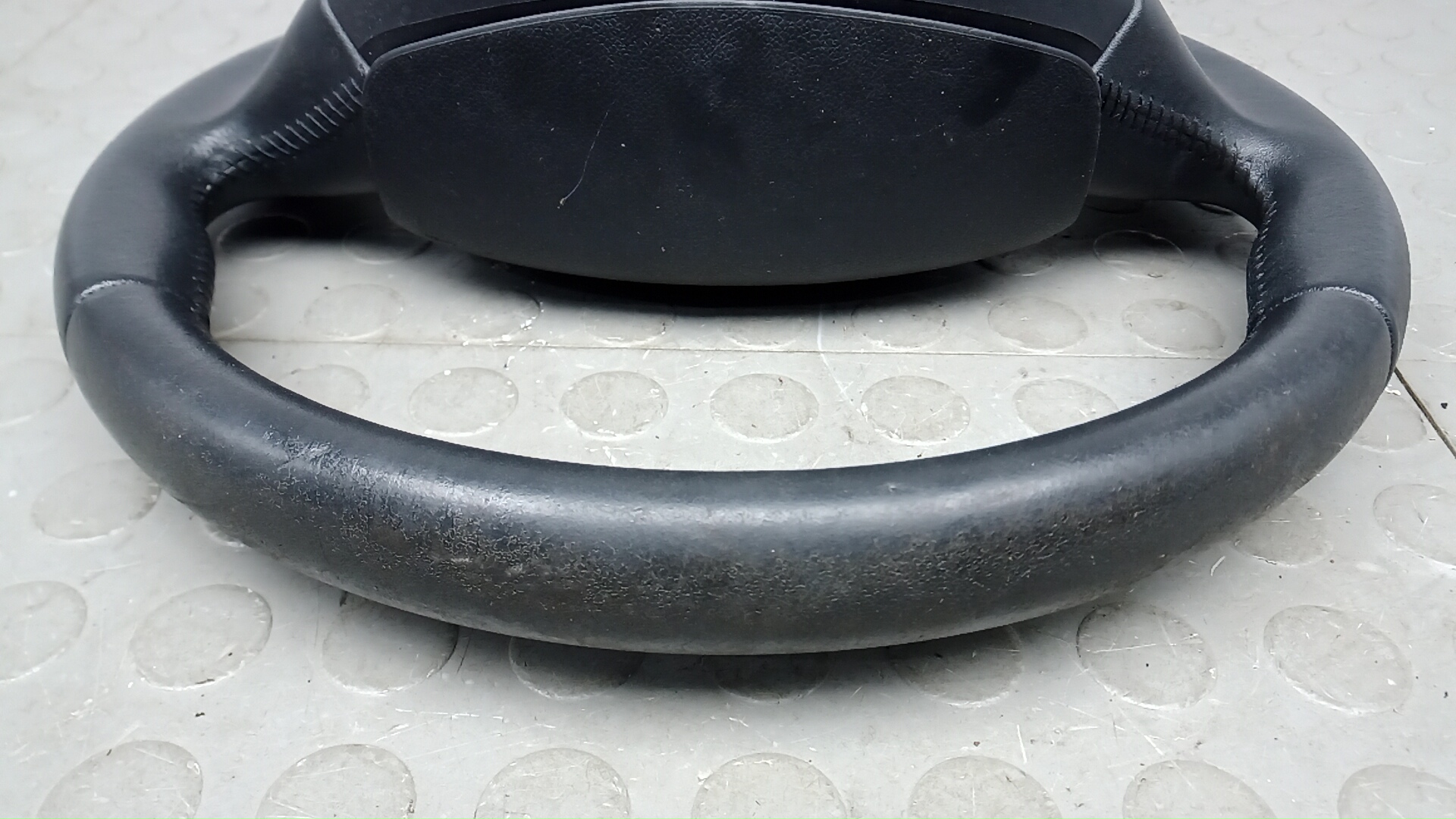 Рулевое колесо (руль)