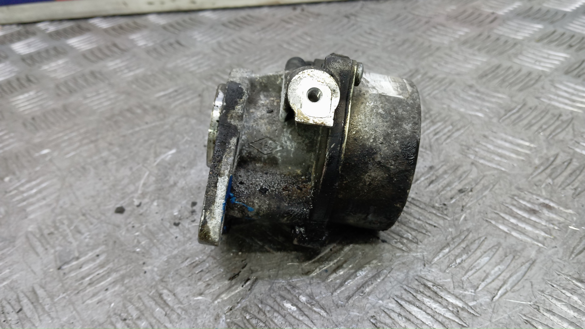 Насос вакуумный