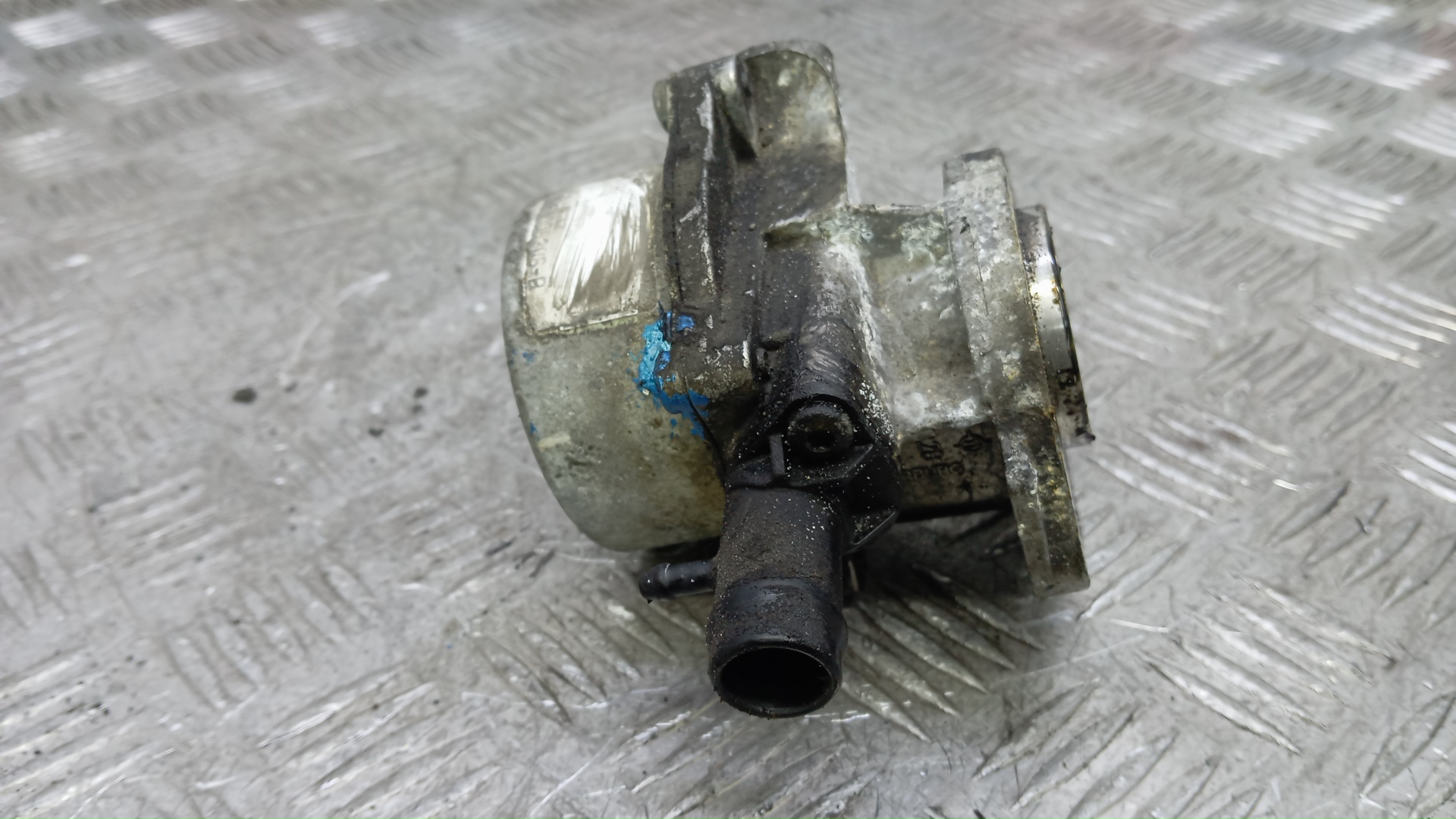 Насос вакуумный