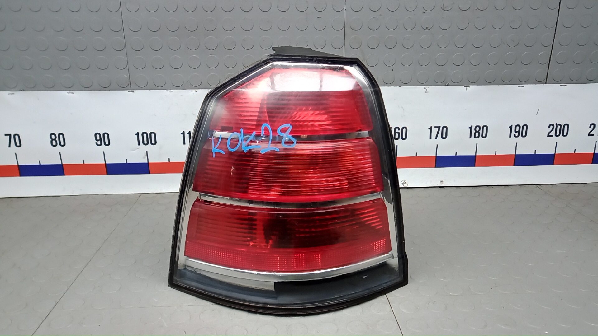 Фонарь задний левый