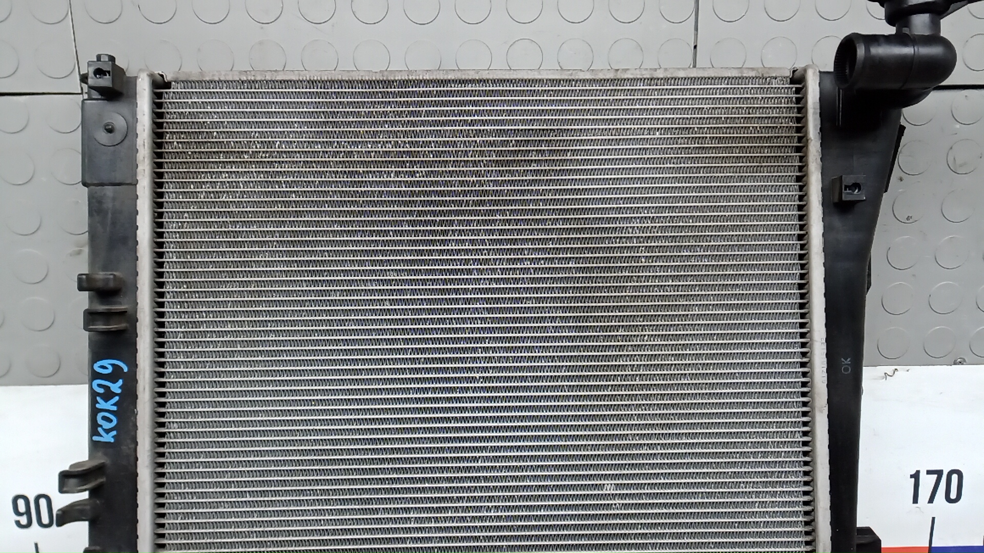 Радиатор охлаждения двигателя основной