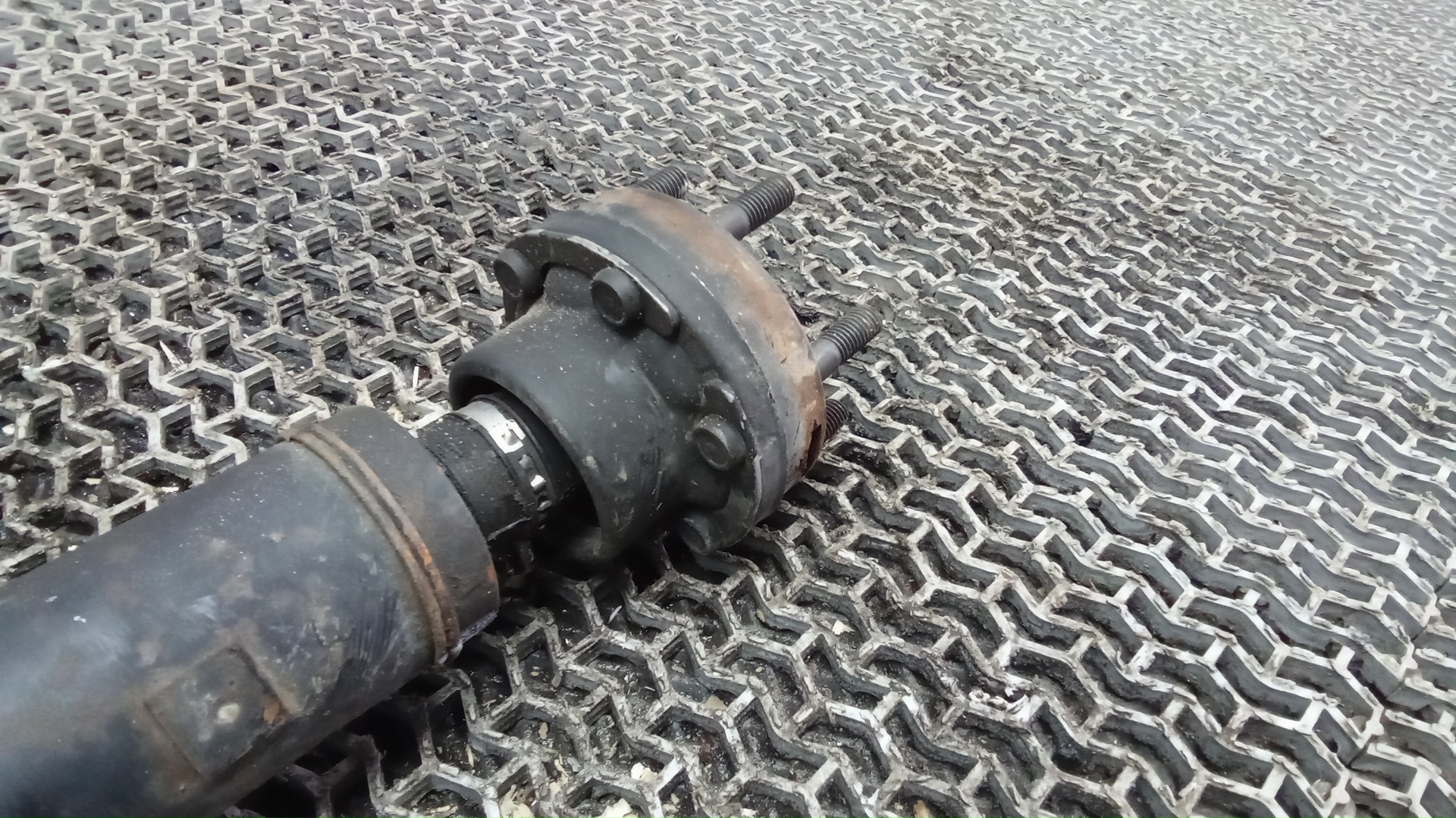 Вал карданный