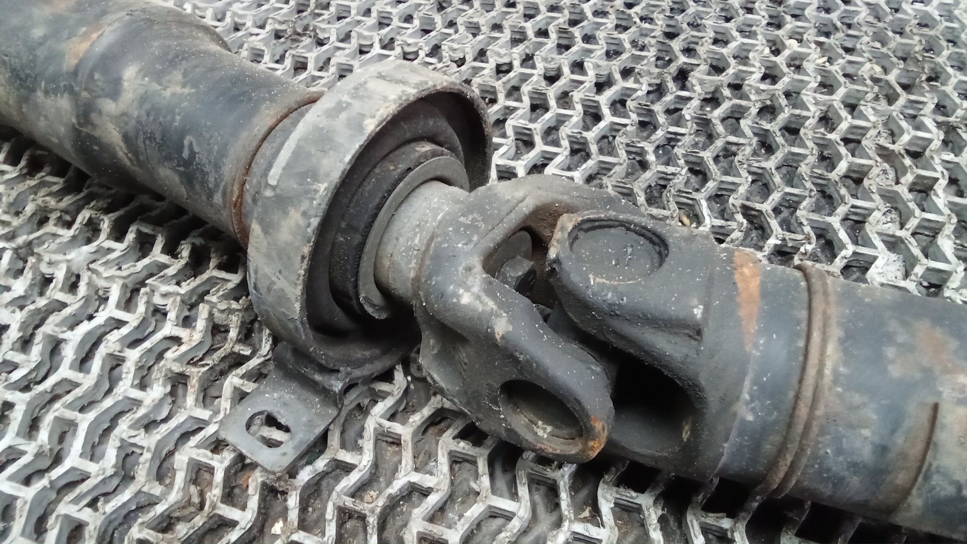 Вал карданный