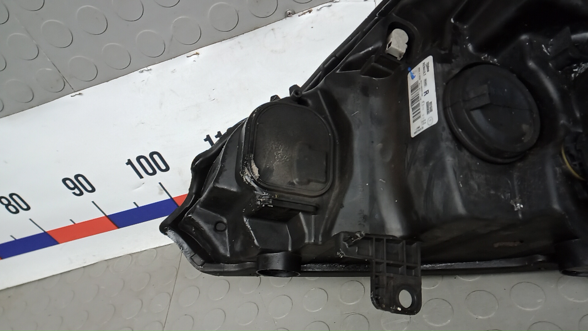 Фара правая