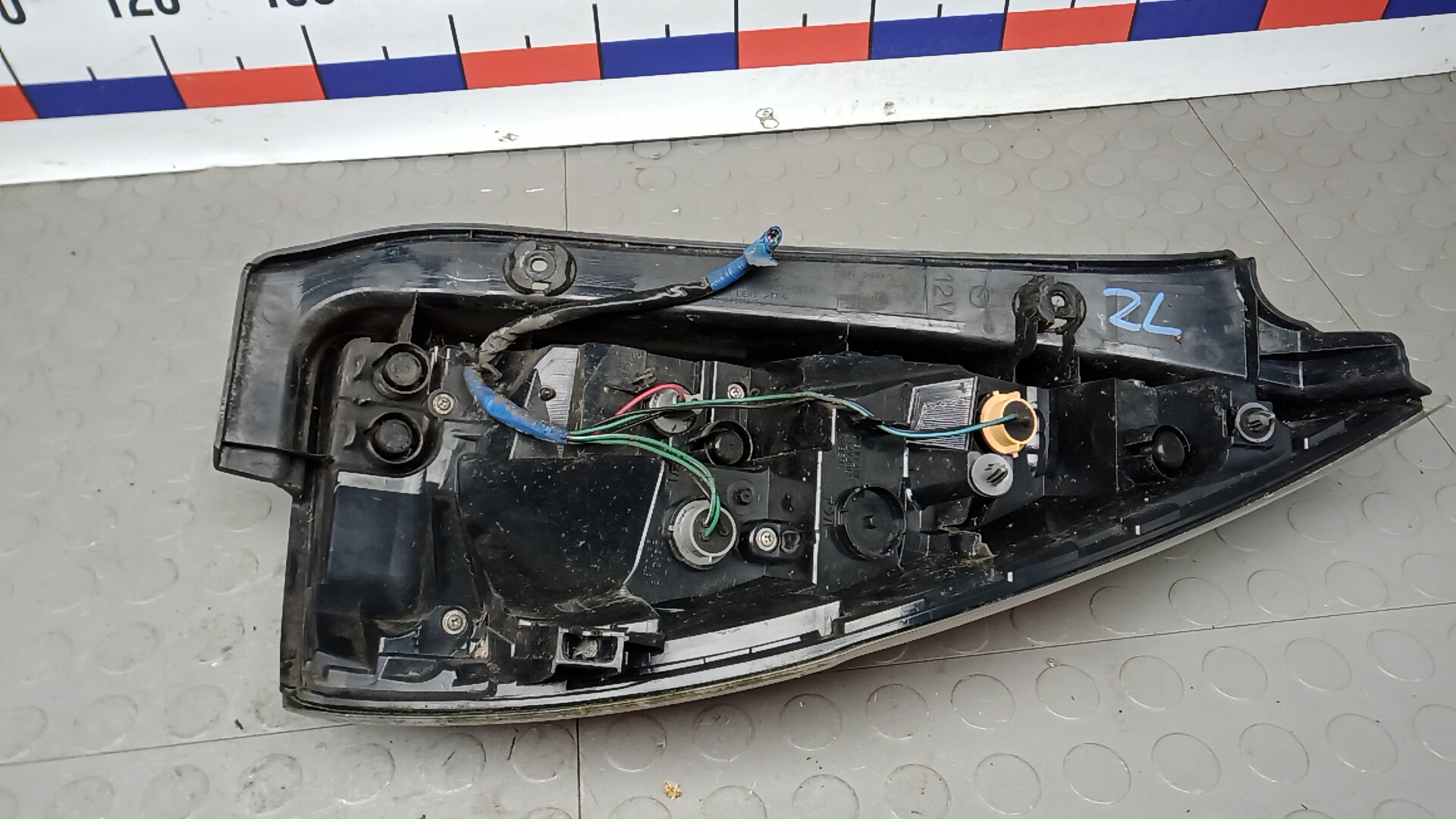 Фонарь задний левый