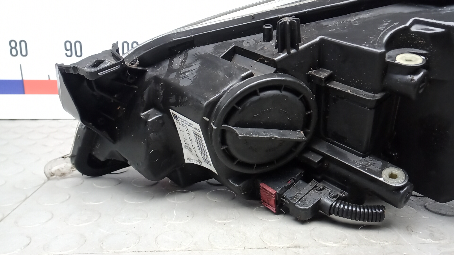 Фара правая