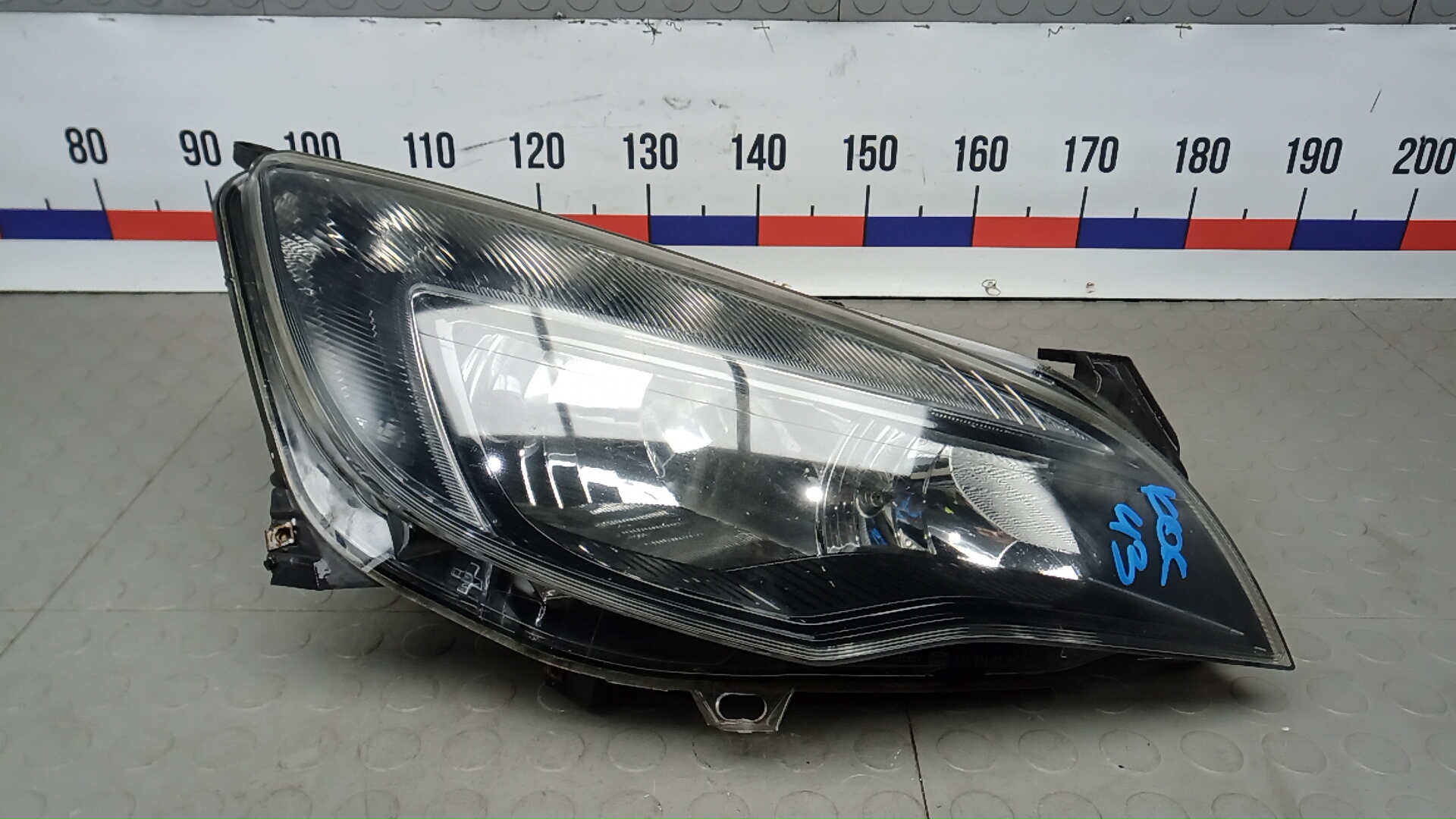 Фара правая