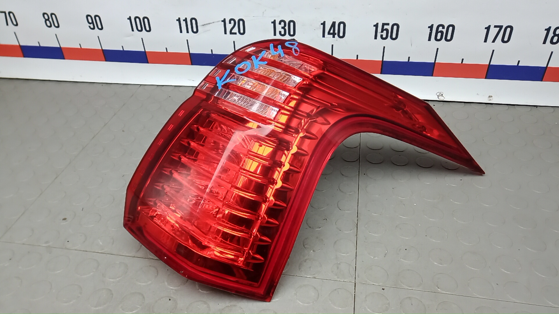 Фонарь задний правый