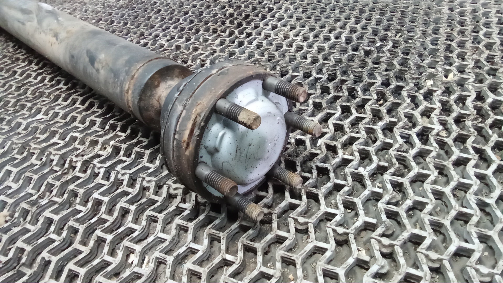 Вал карданный