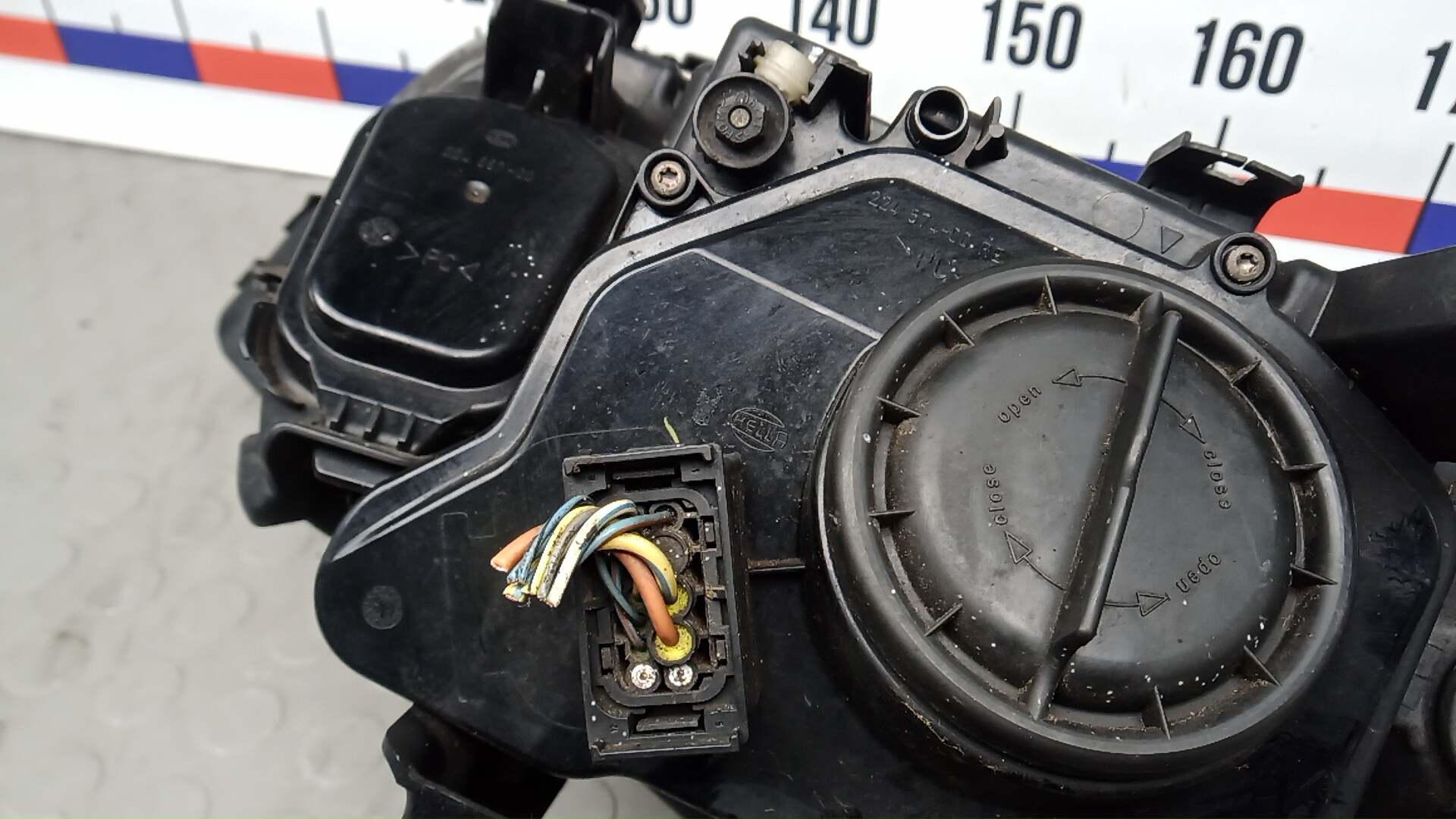 Фара правая