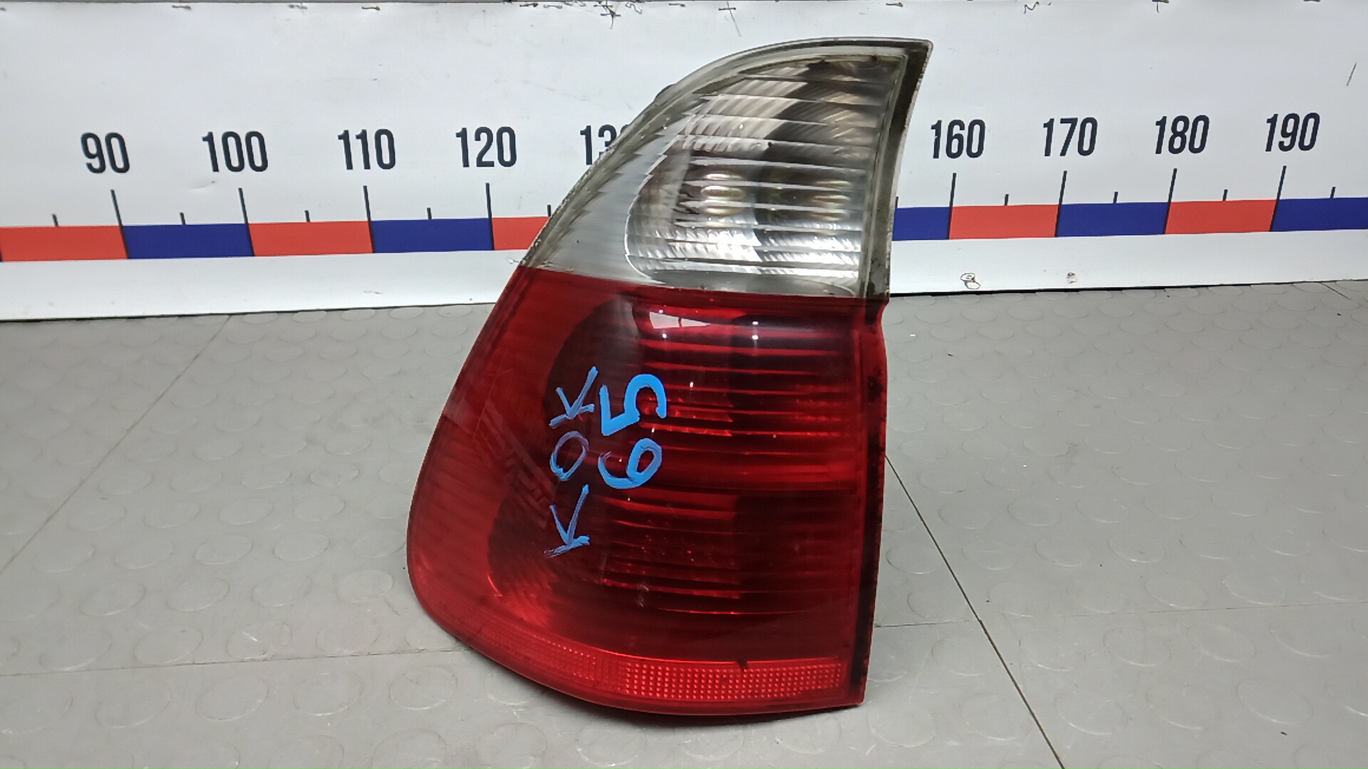 Фонарь задний левый