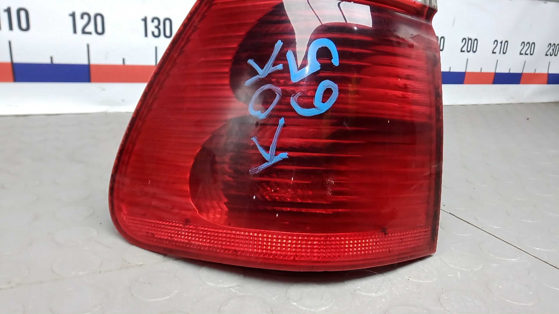 Фонарь задний левый