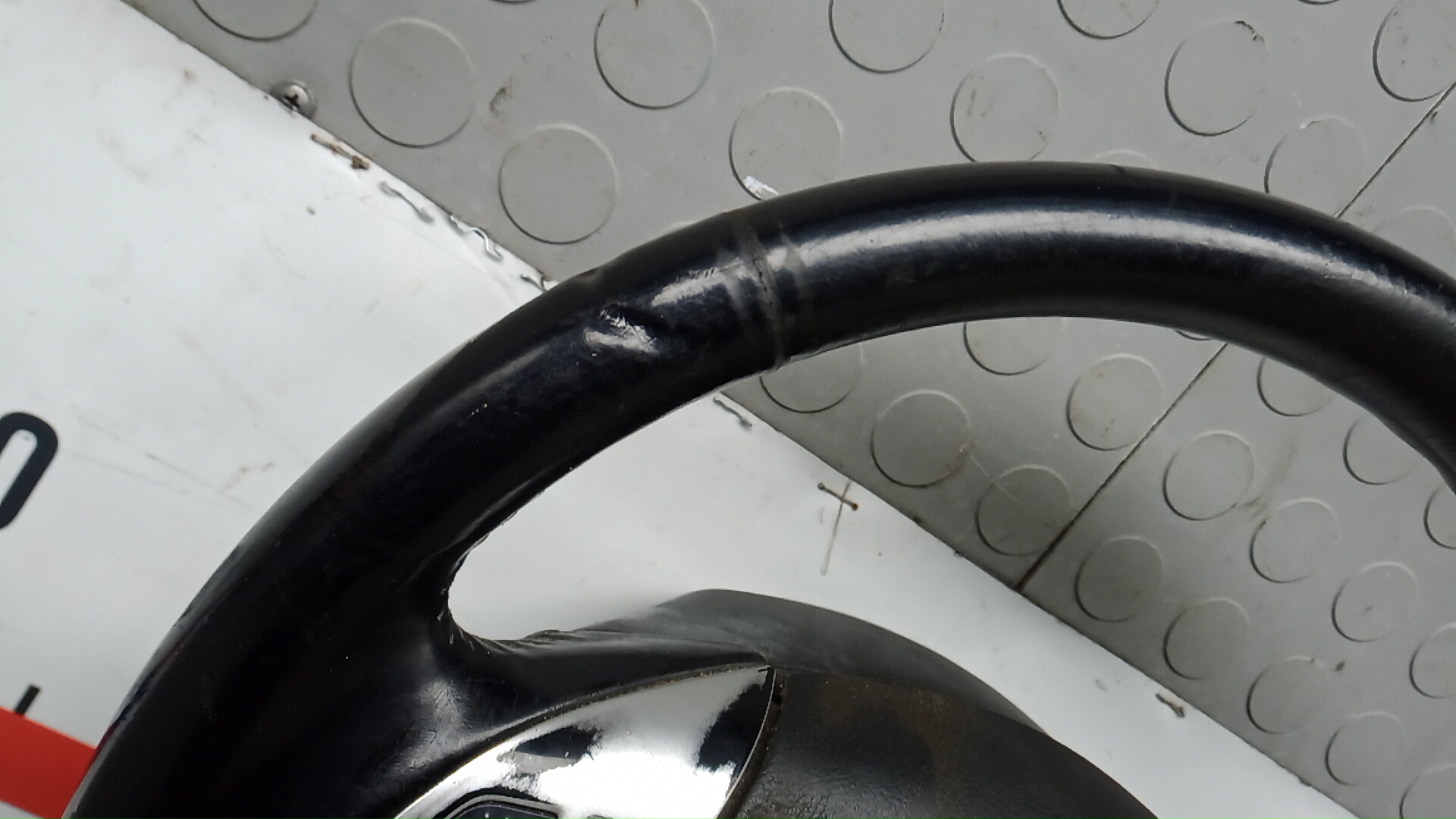 Рулевое колесо (руль)