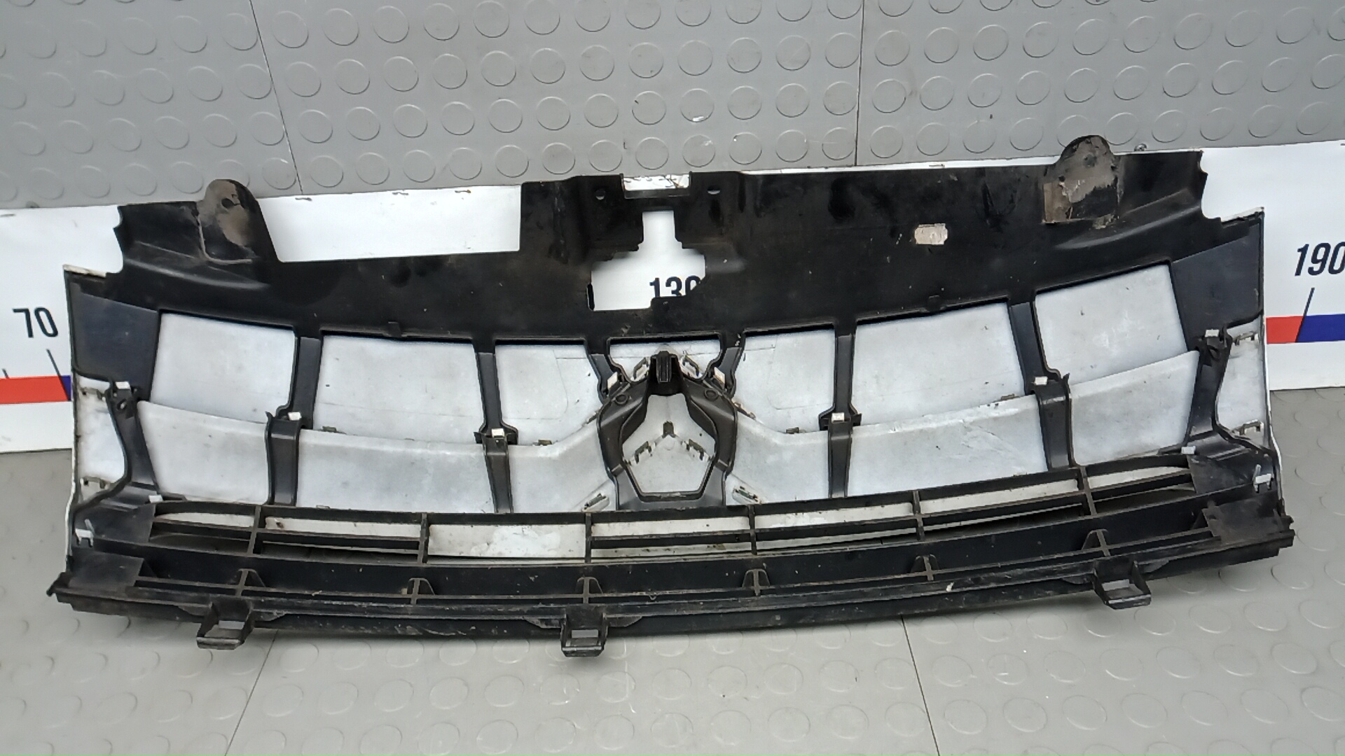 Решетка радиатора