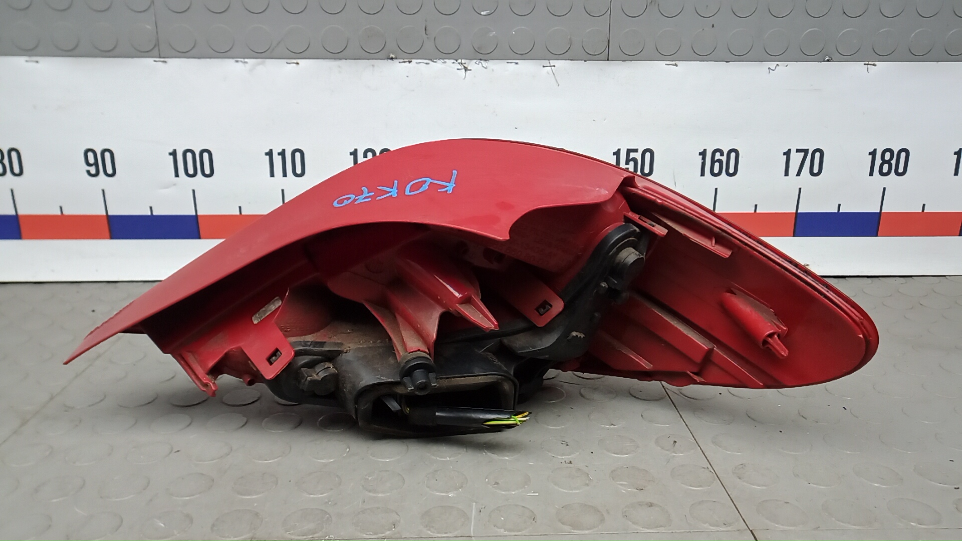 Фонарь задний левый