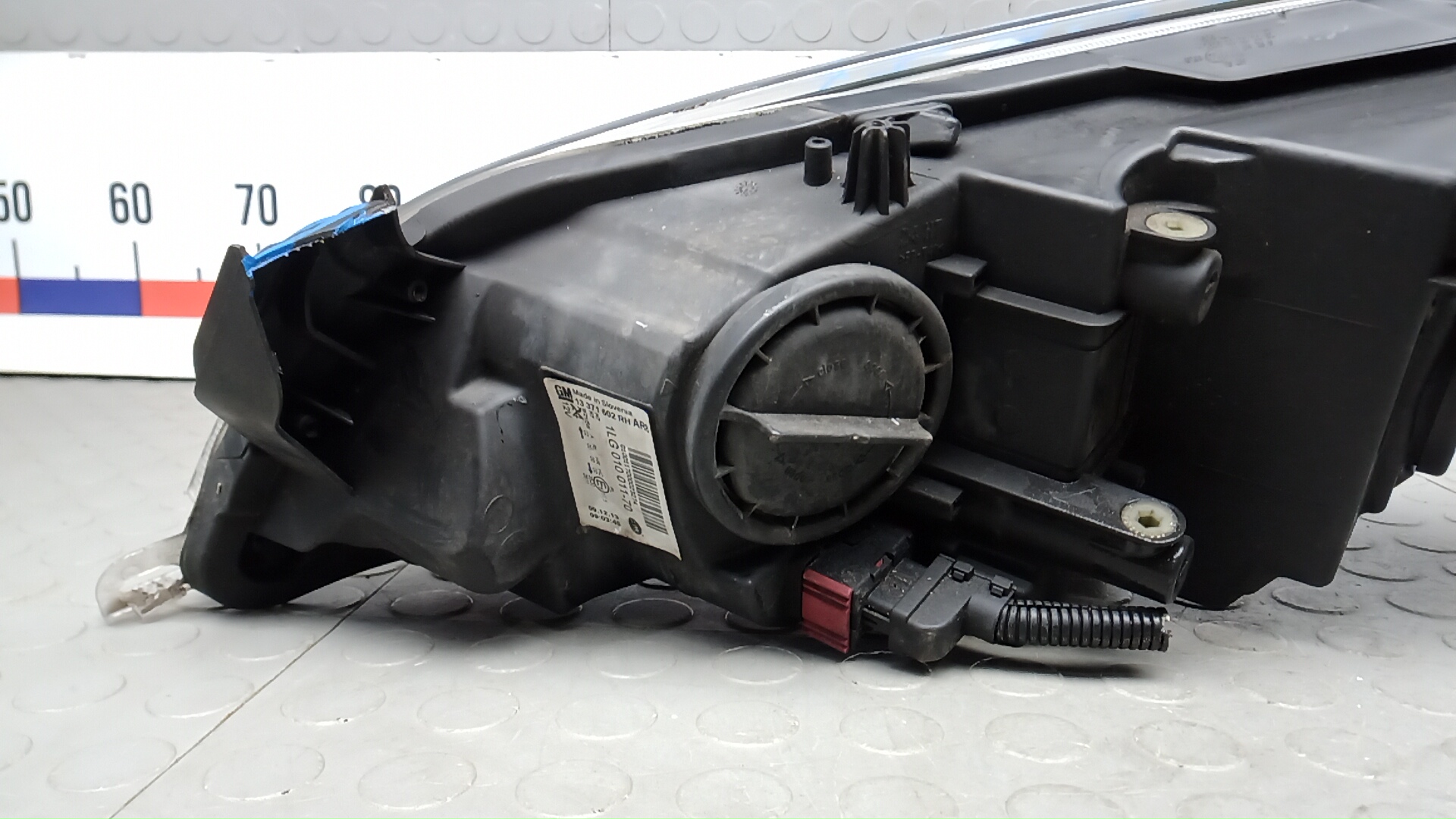 Фара правая