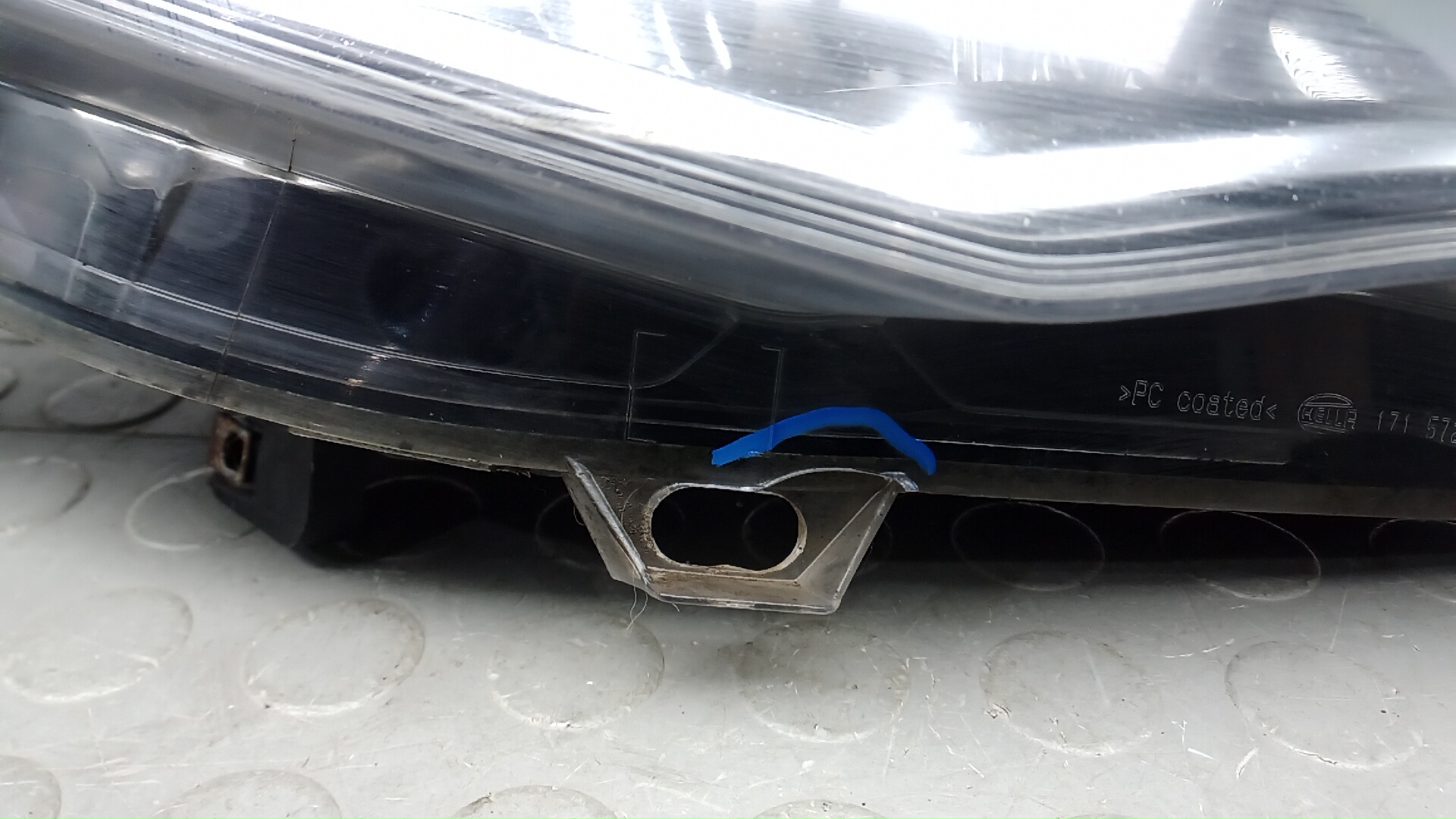 Фара правая