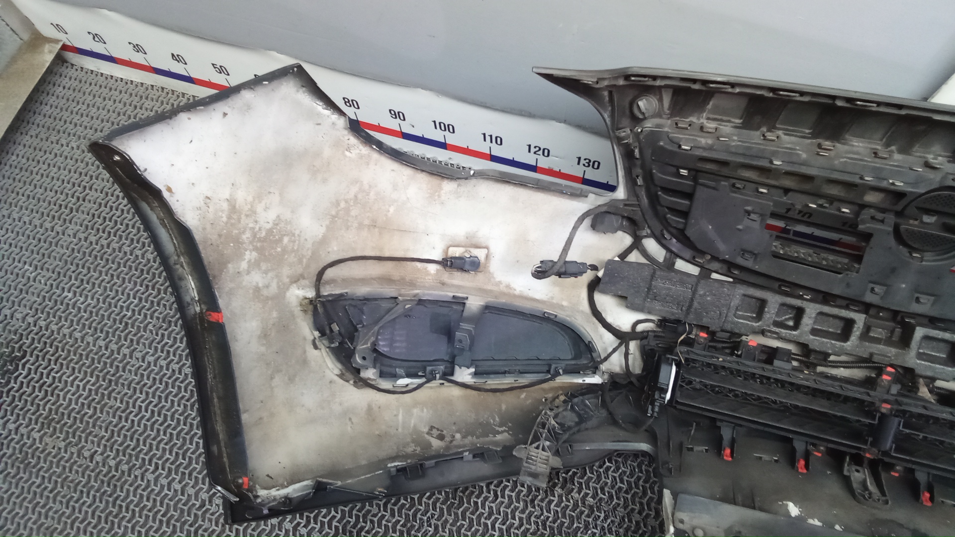 Бампер передний