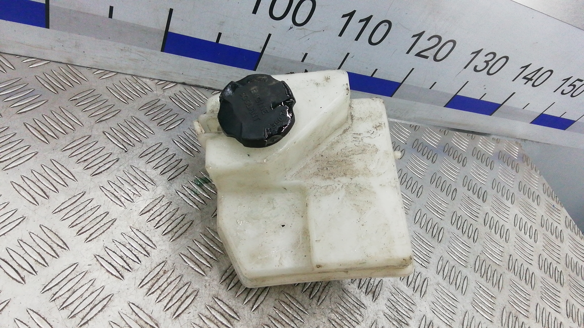 Бачок расширительный