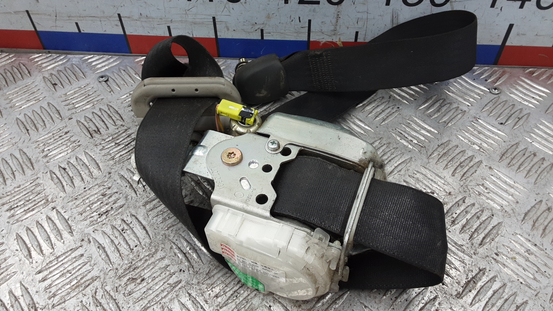 Ремень безопасности с пиропатроном