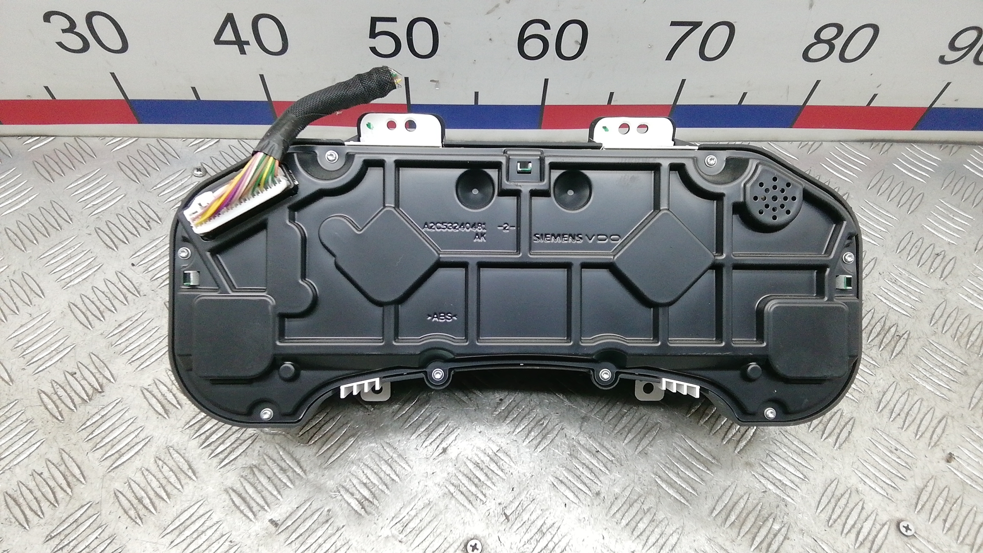 Панель приборов