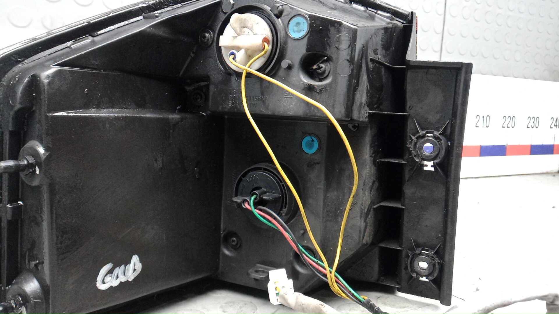 Фонарь задний правый