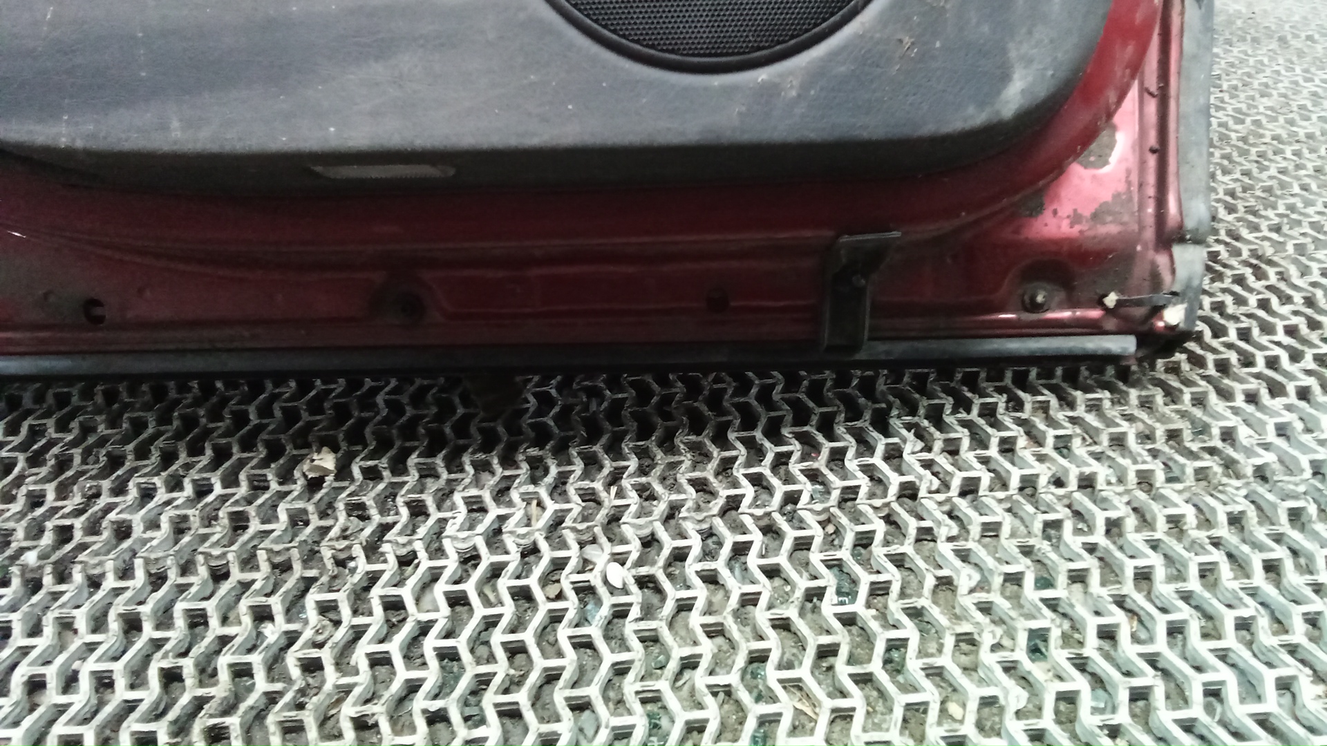 Дверь задняя левая