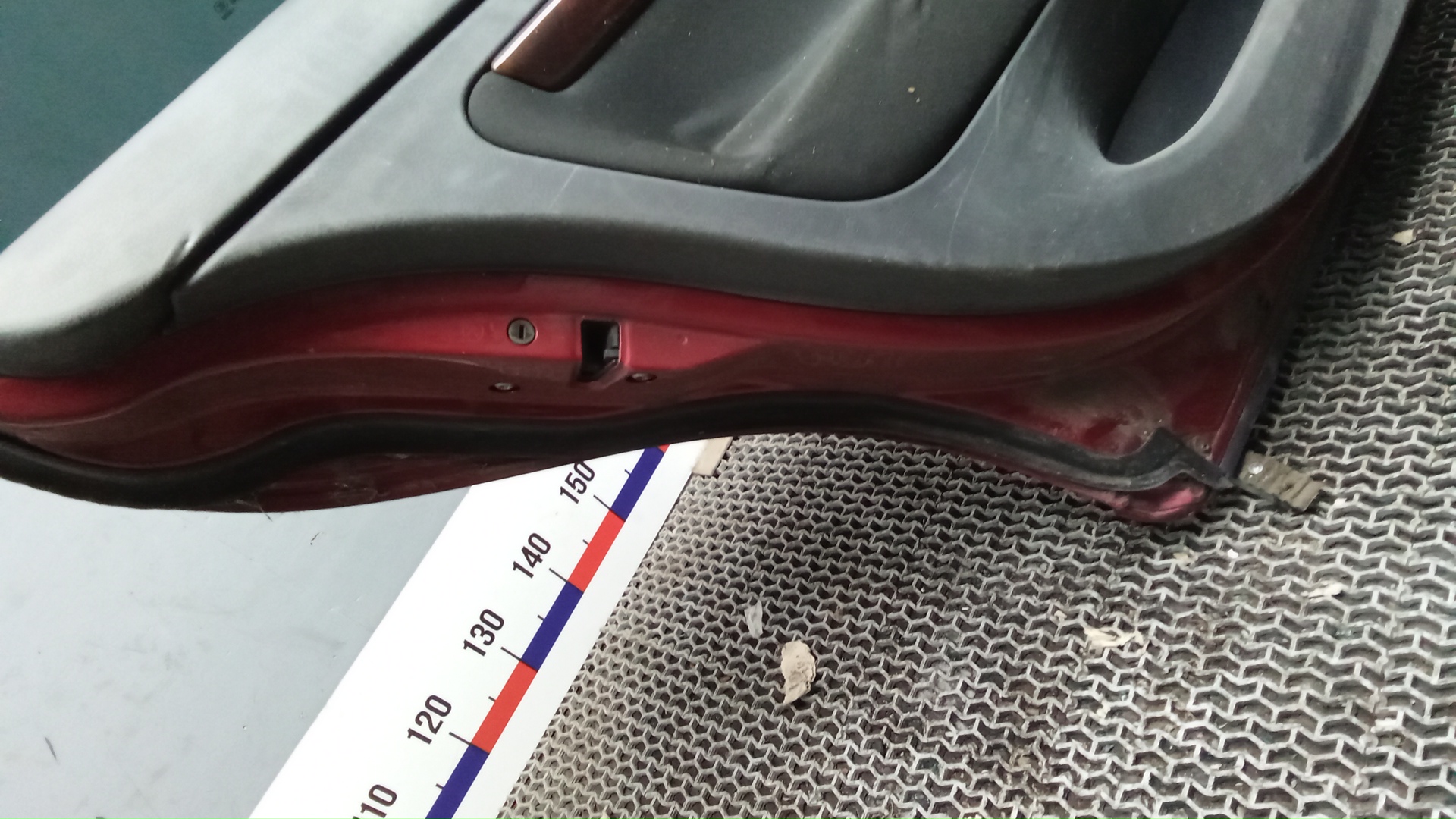 Дверь задняя левая