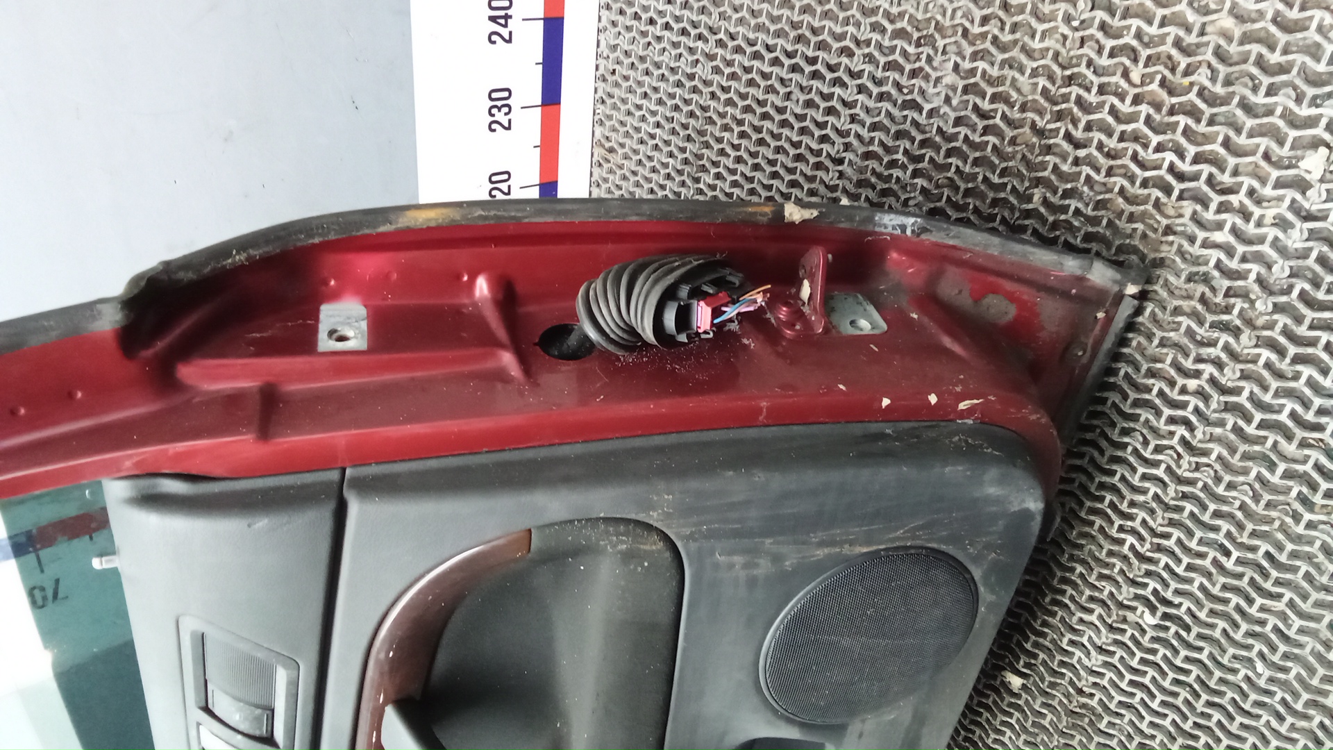 Дверь задняя левая