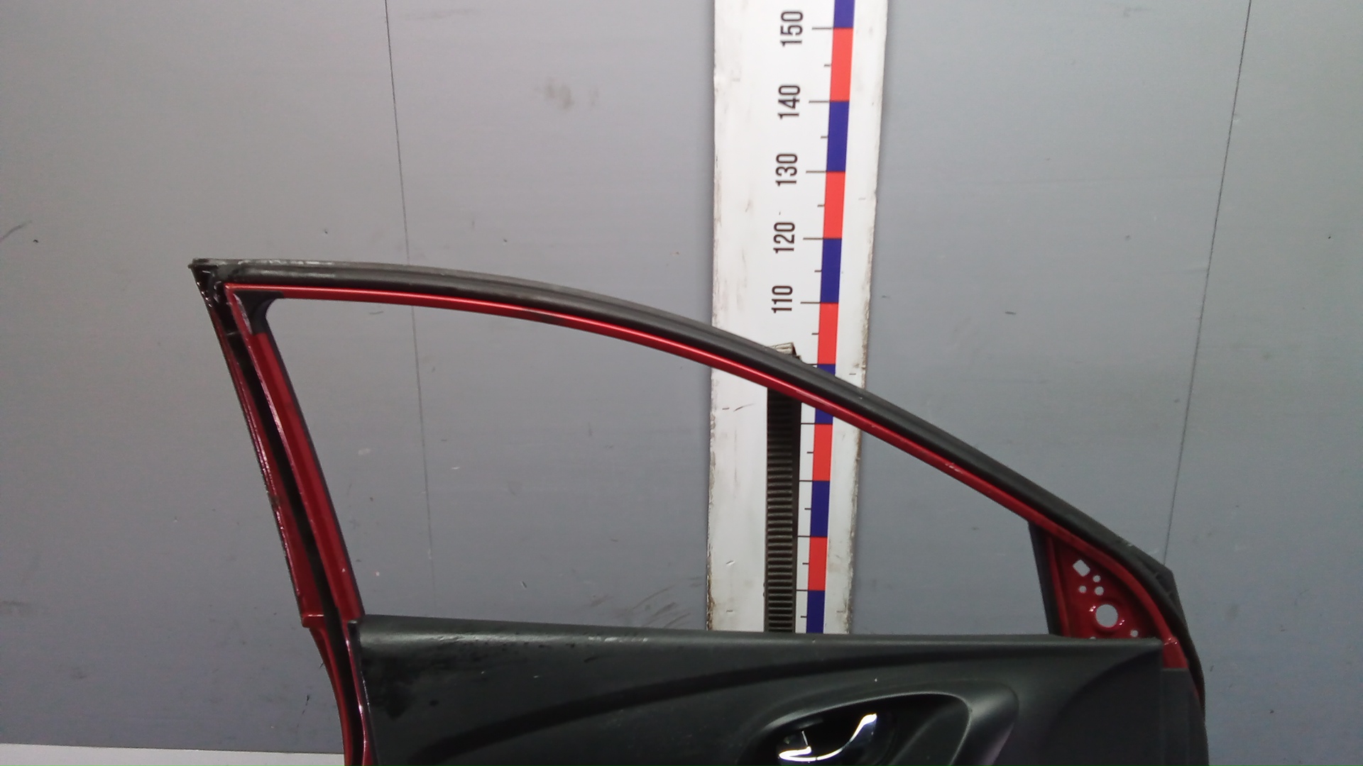 Дверь передняя левая