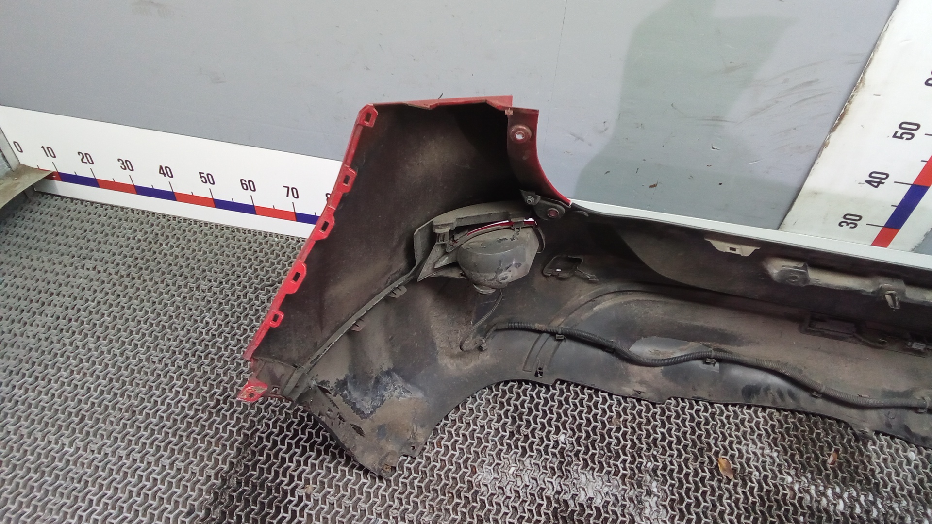 Бампер задний