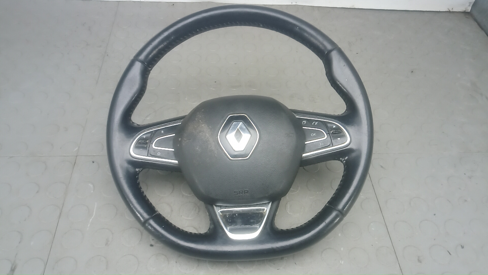 Рулевое колесо (руль)