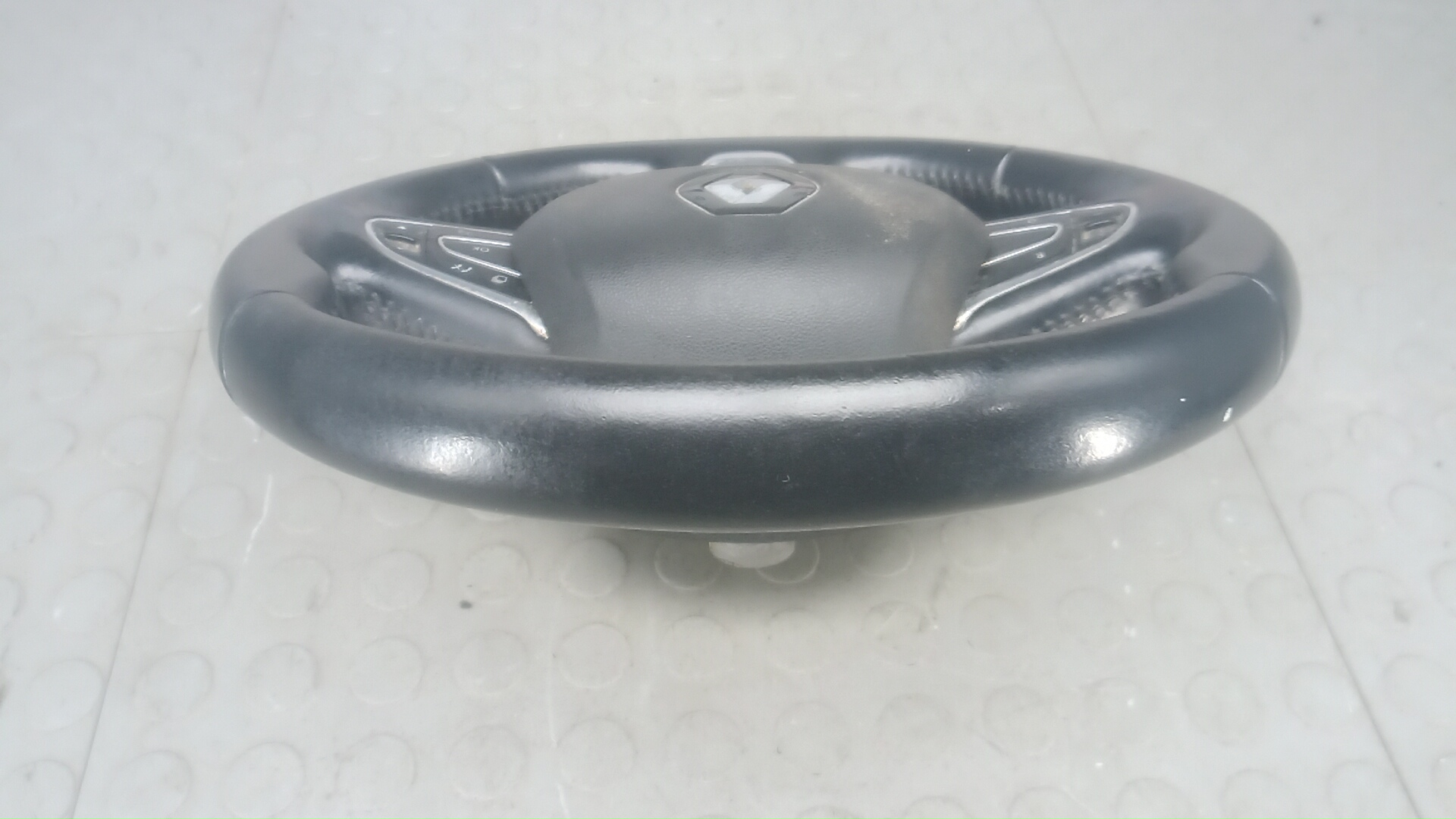 Рулевое колесо (руль)