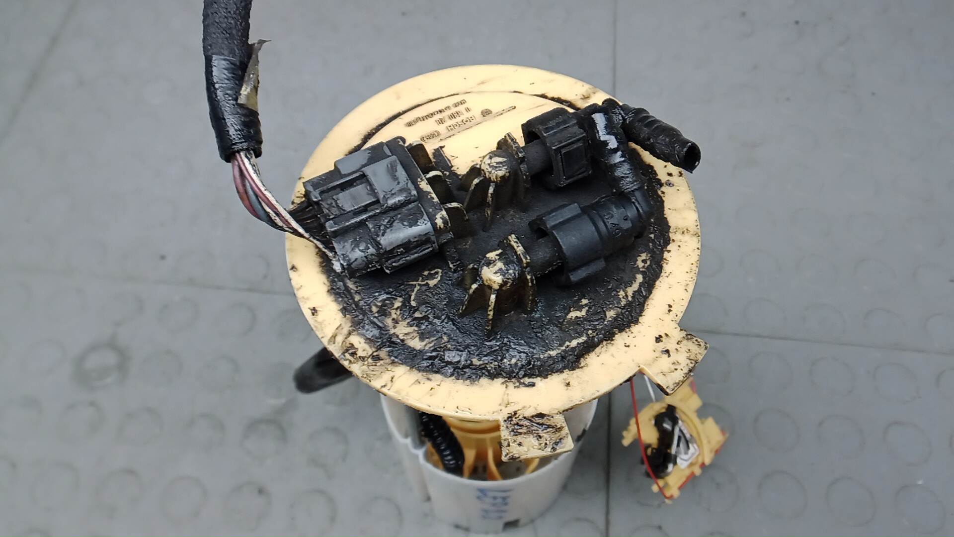 Насос топливный электрический