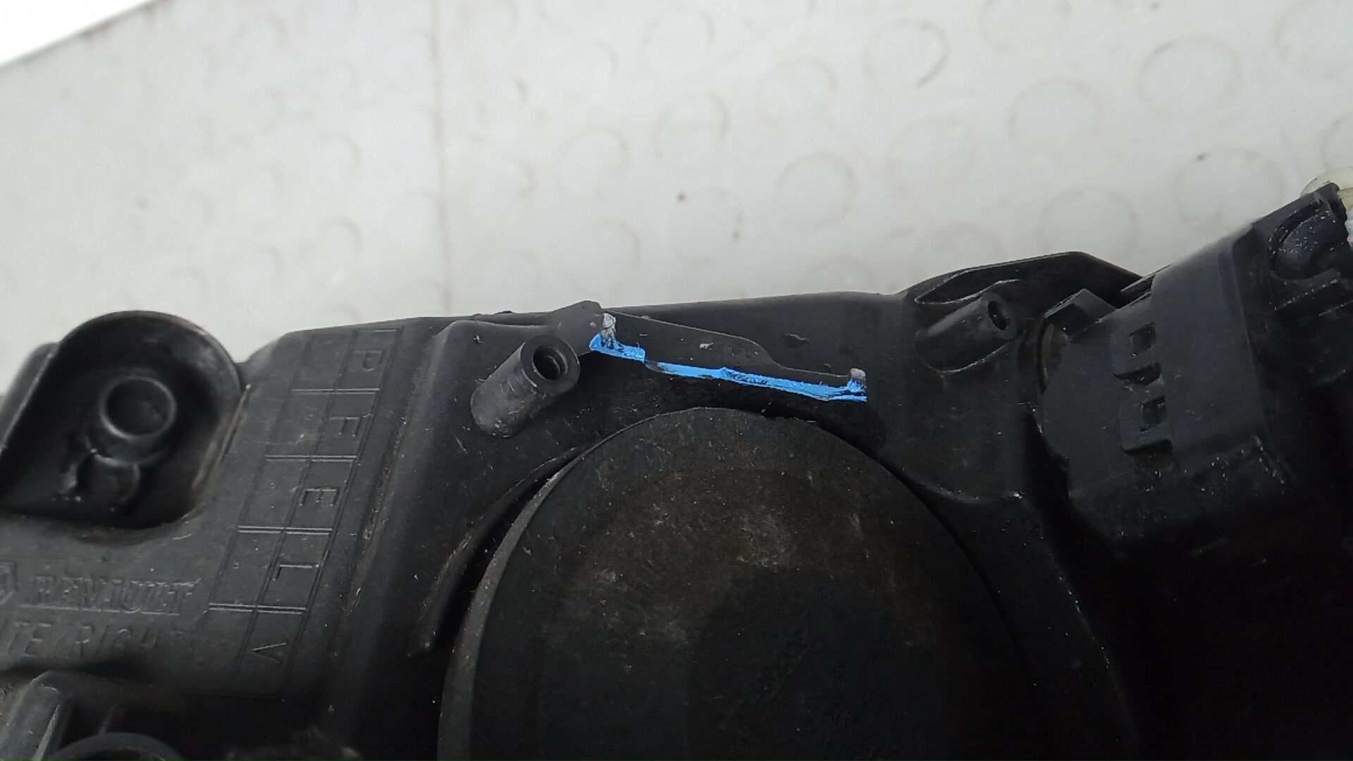 Фара правая