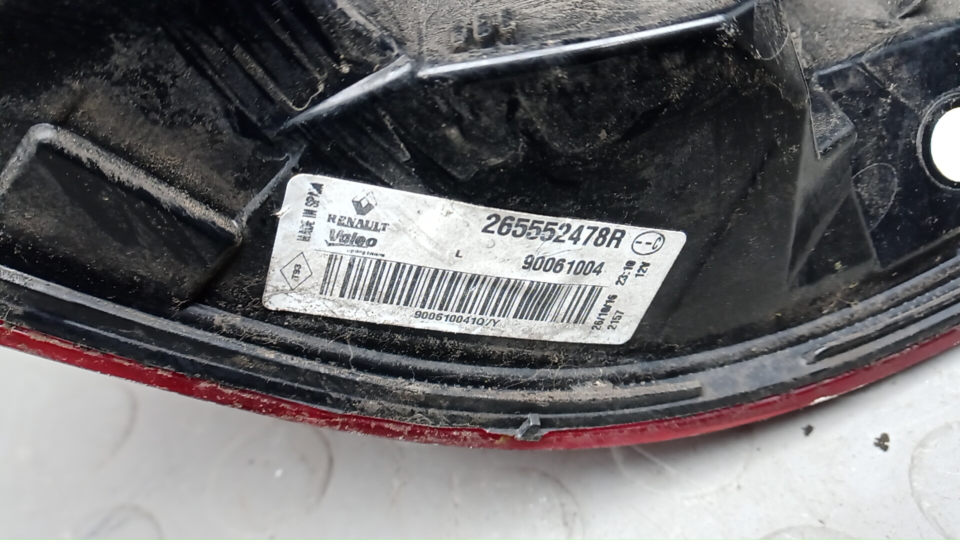 Фонарь задний левый