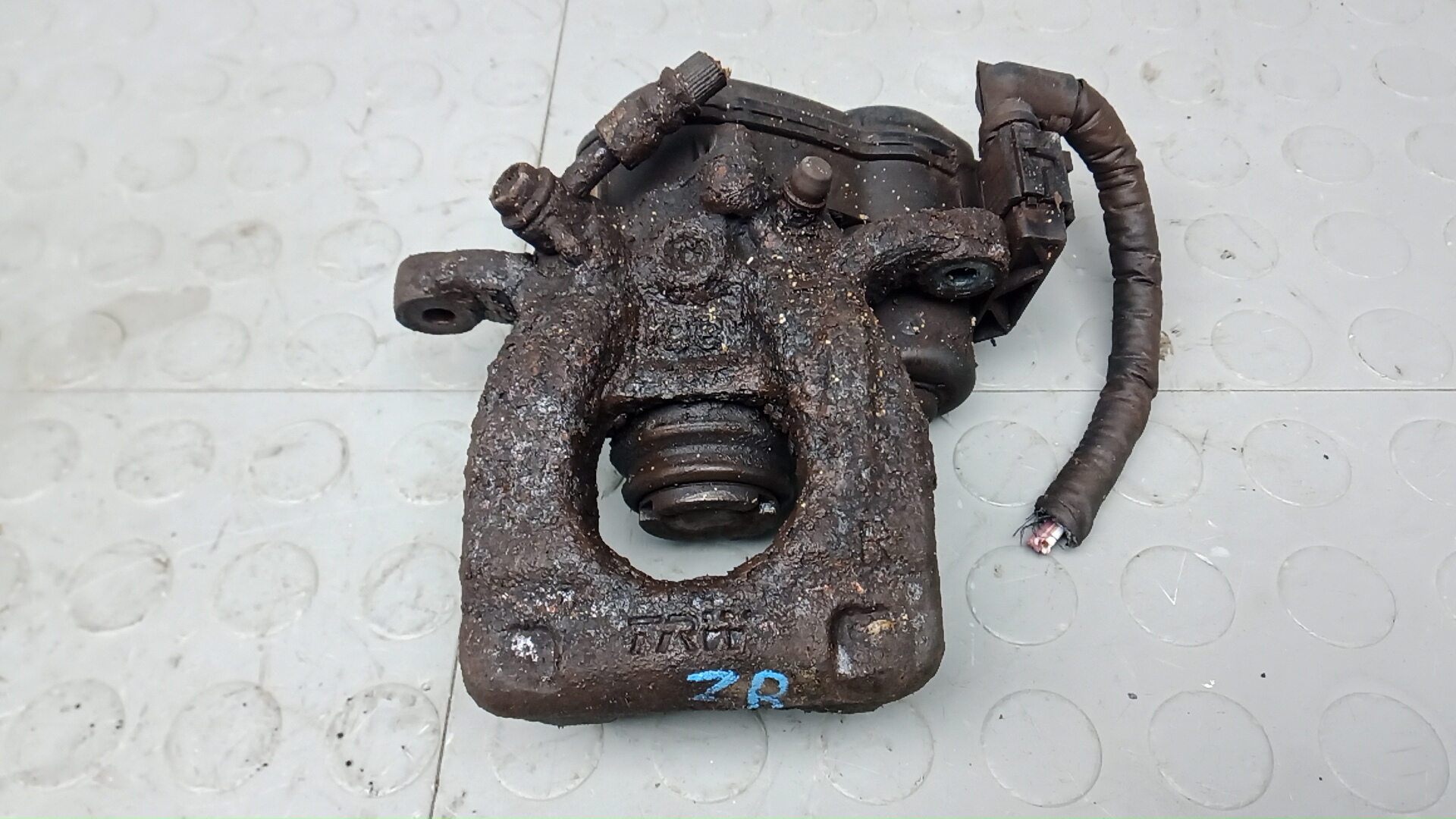 Суппорт задний правый