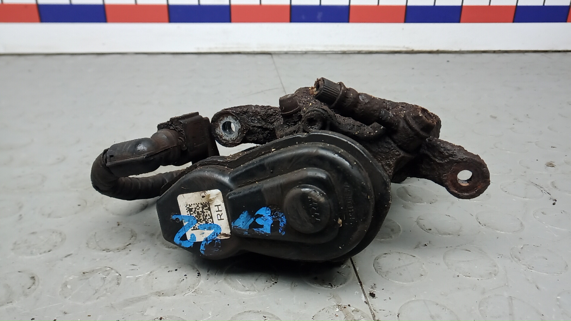 Суппорт задний правый