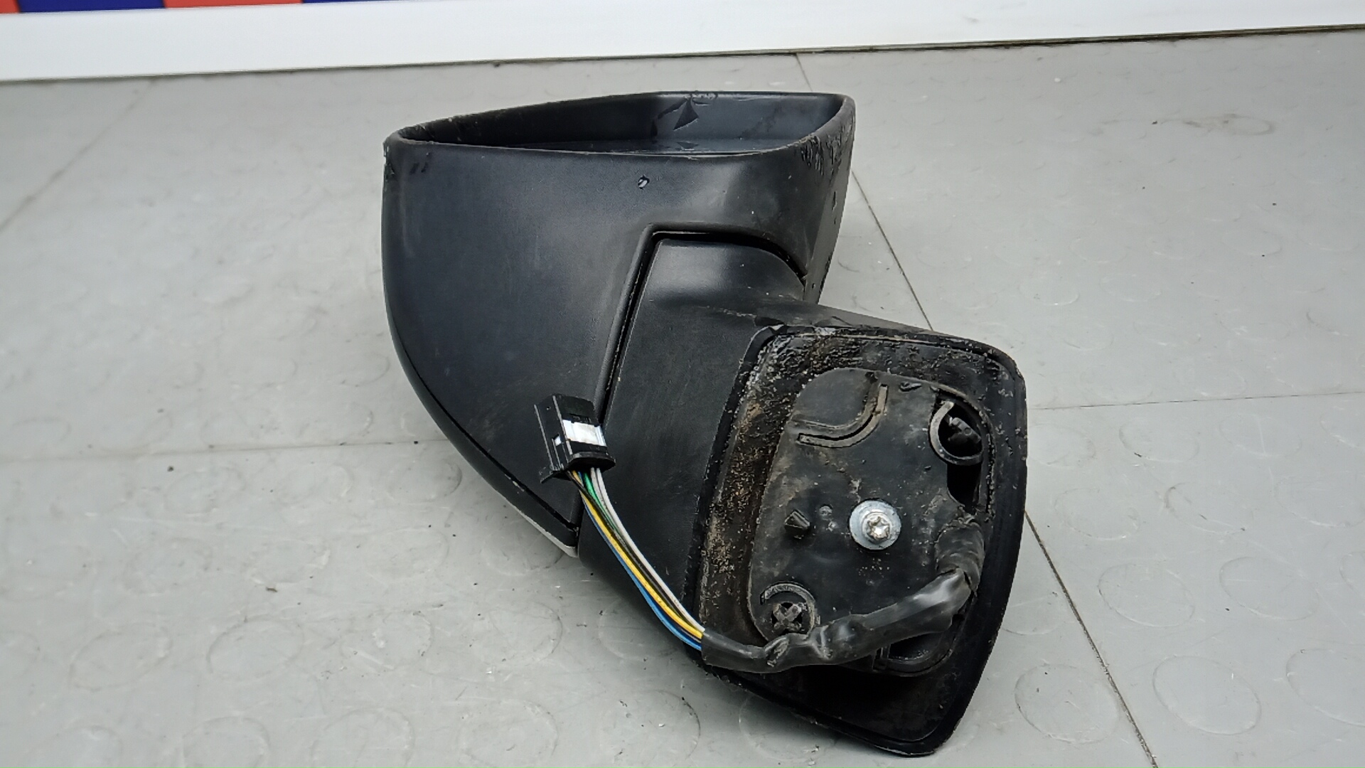 Зеркало правое электрическое