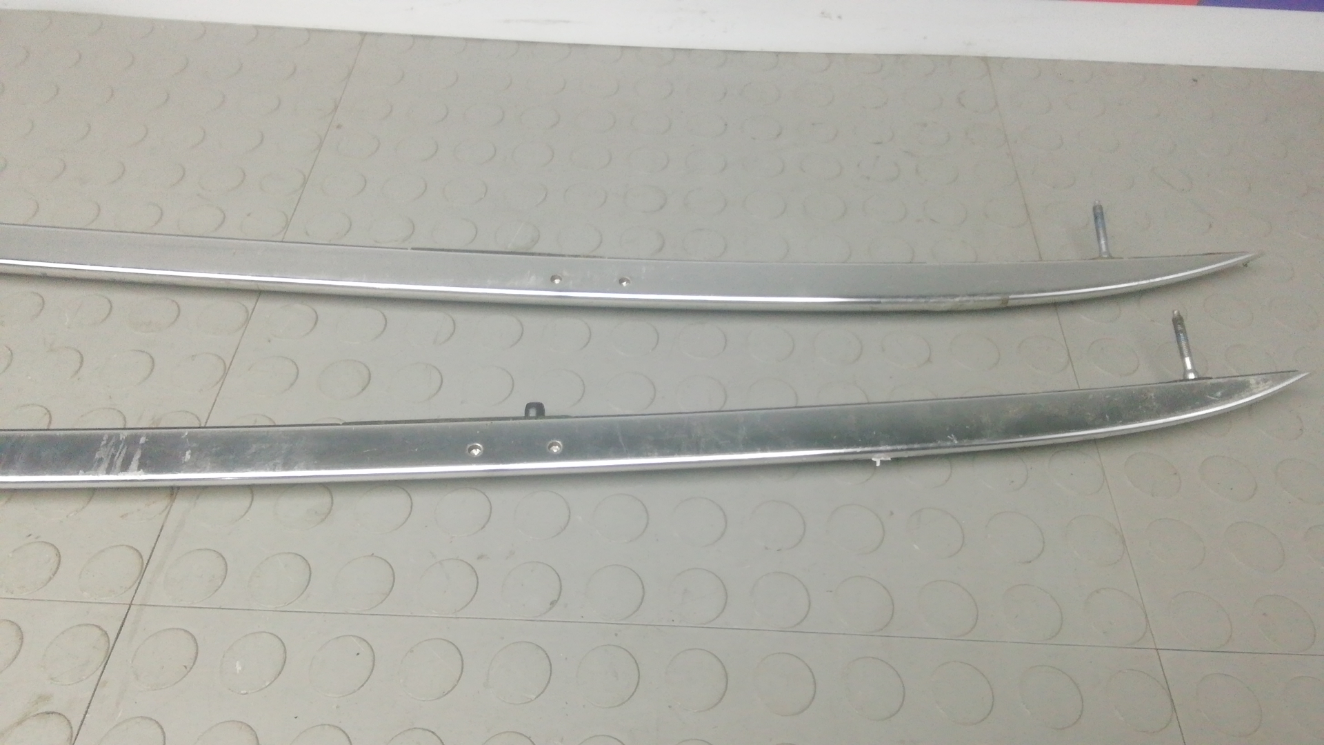 Рейлинги (релинг) к-кт (планки на крышу)