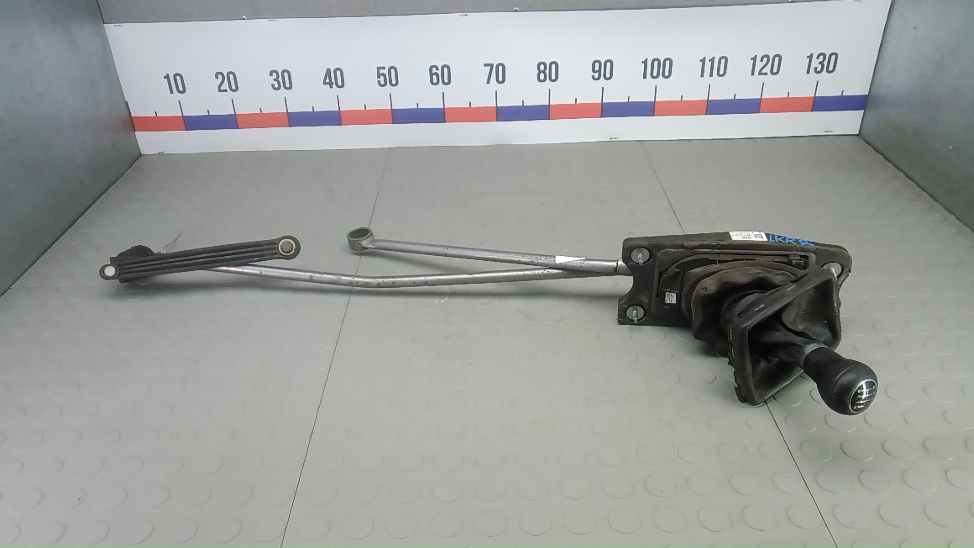 Кулиса МКПП / АКПП