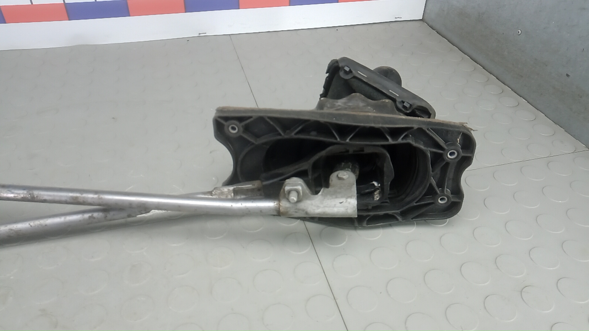 Кулиса МКПП / АКПП