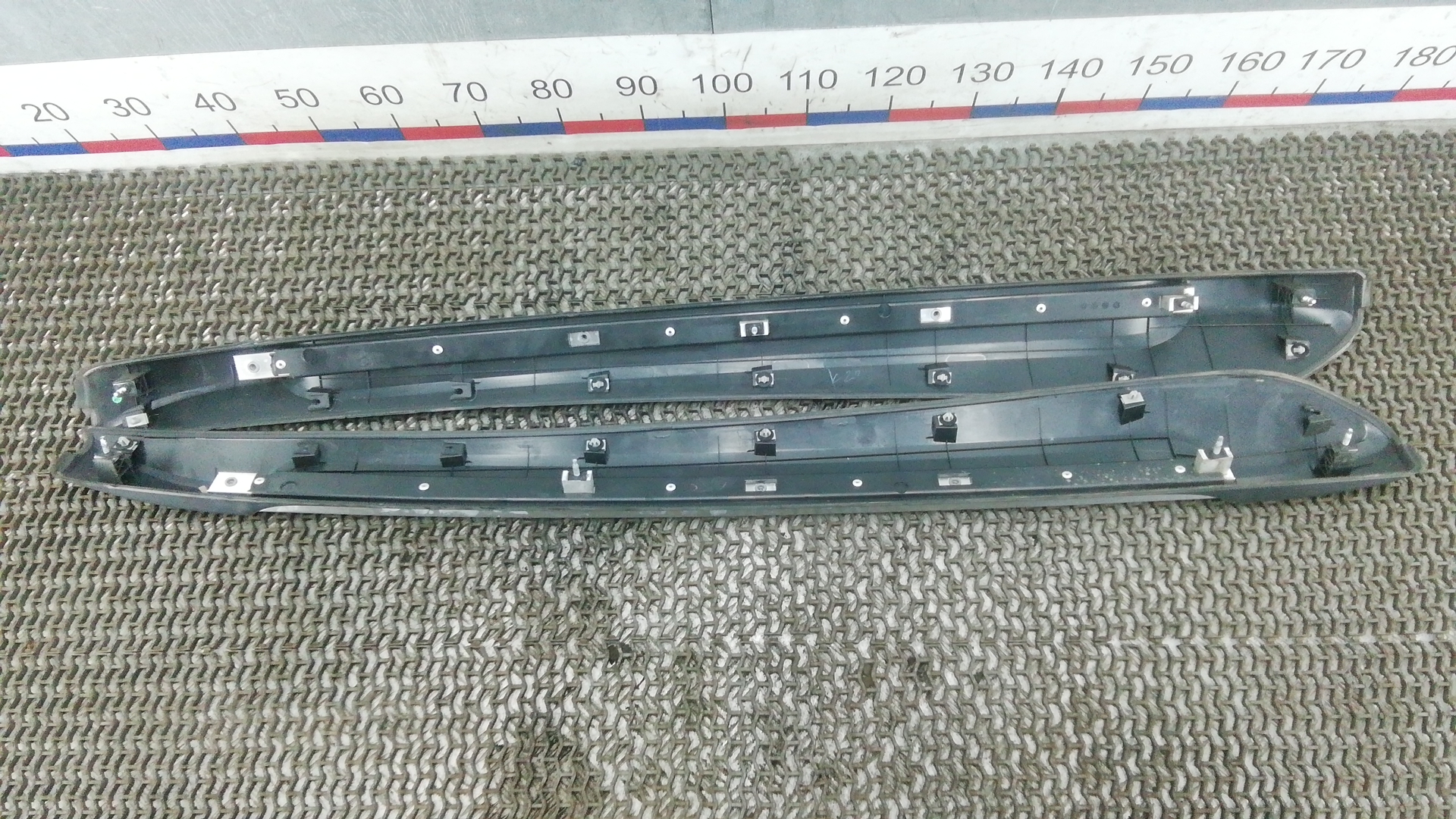 Рейлинги (релинг) к-кт (планки на крышу)