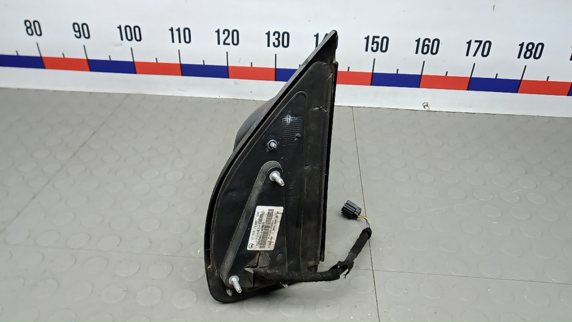 Зеркало правое электрическое