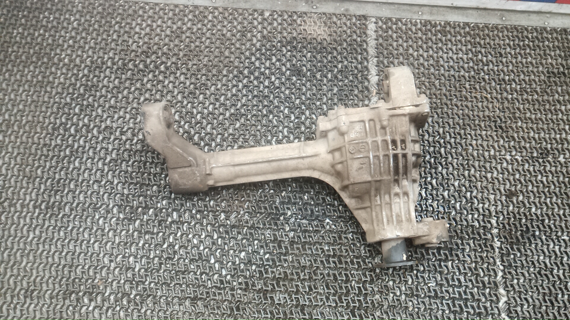 Редуктор переднего моста