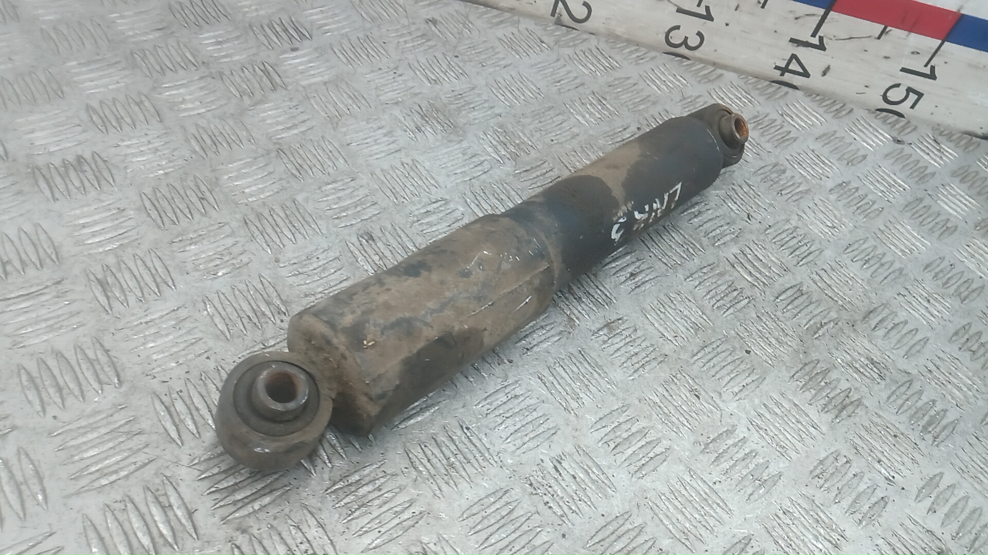 Амортизатор задний (стойка)