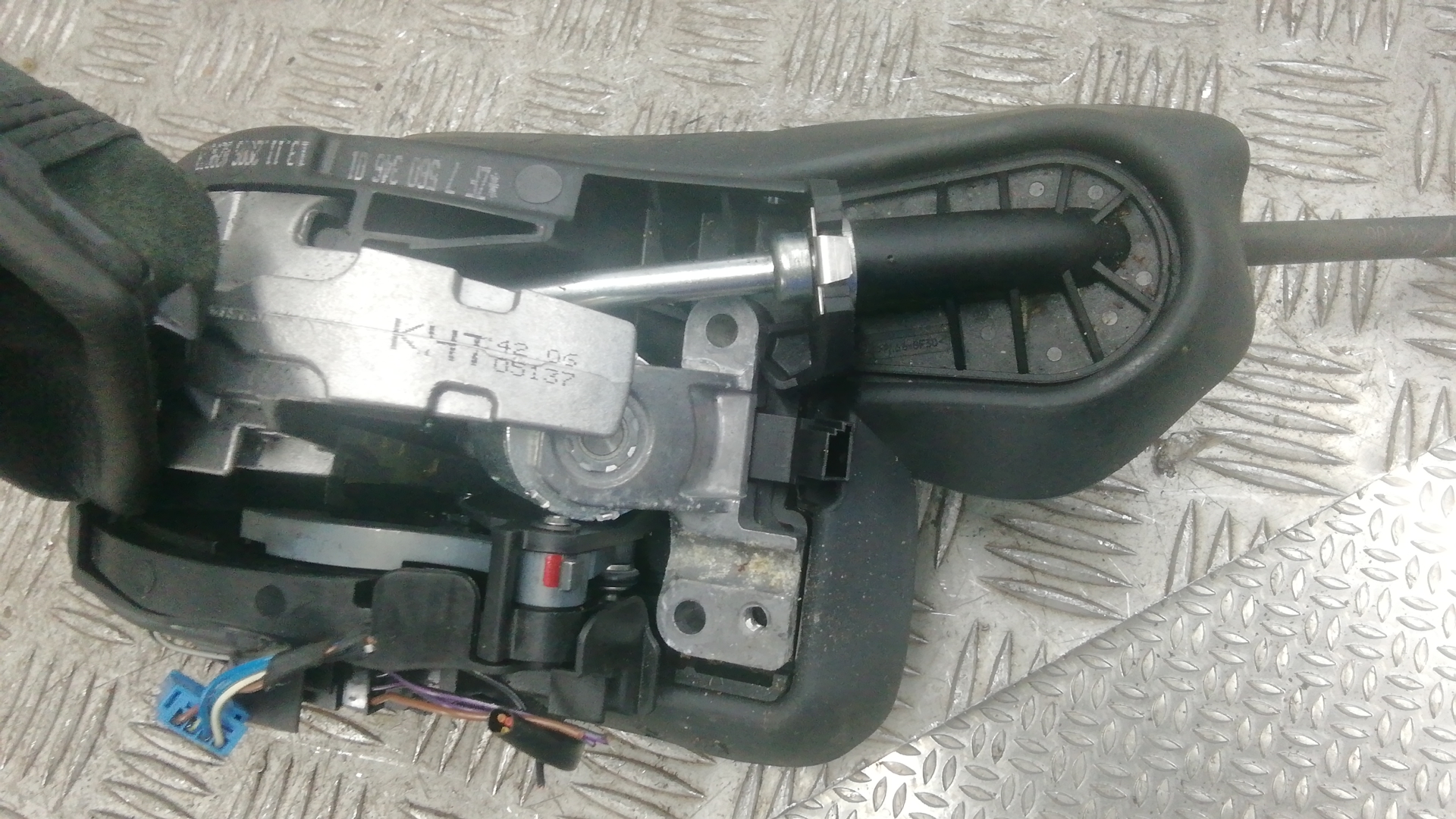 Кулиса МКПП / АКПП