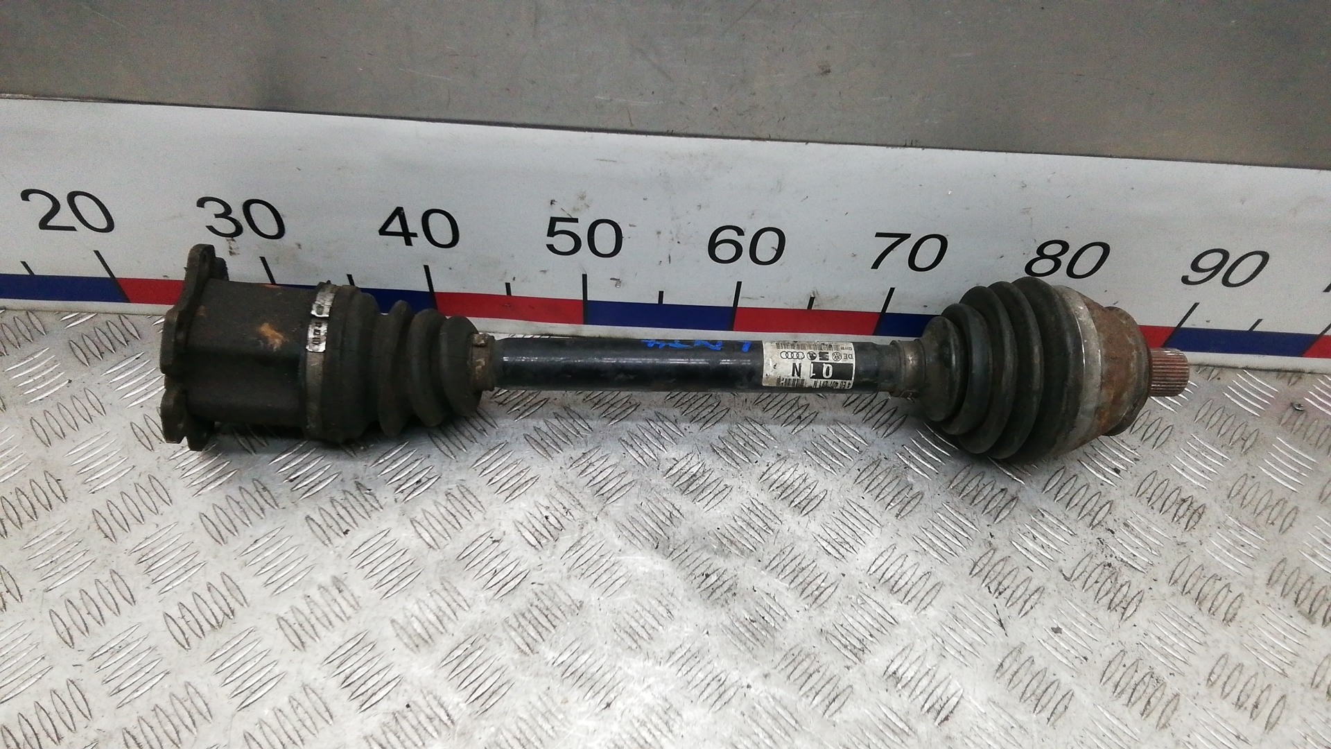 Полуось передняя левая